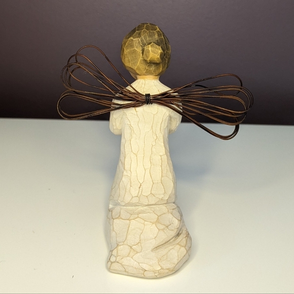 Willow Tree Angel of Prayer Figurine - Picture 3 of 5